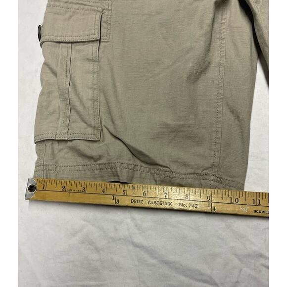 guess cargo shorts Men’s Size 32 Color Beige Cargo Pockets - Picture 8 of 10
